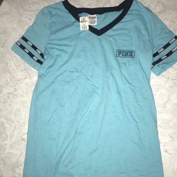 PINK Victoria's Secret Tops - VS Pink V tee